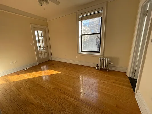 Rented by Compass | media 10