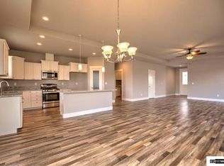 900 Saguaro St, Dayton, NV 89403