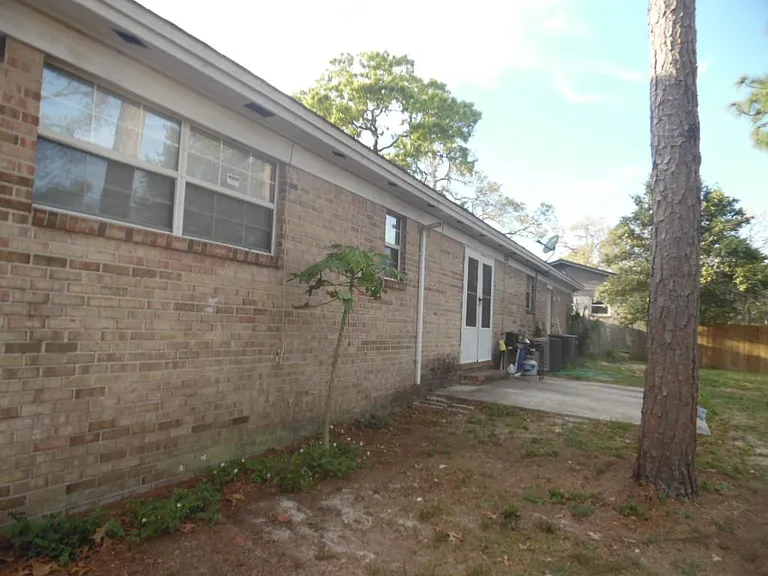 3973 Chestwood Ave — Photo 4