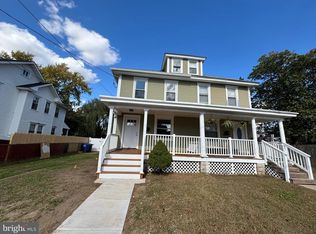 59 Pine St, Beverly, NJ 08010