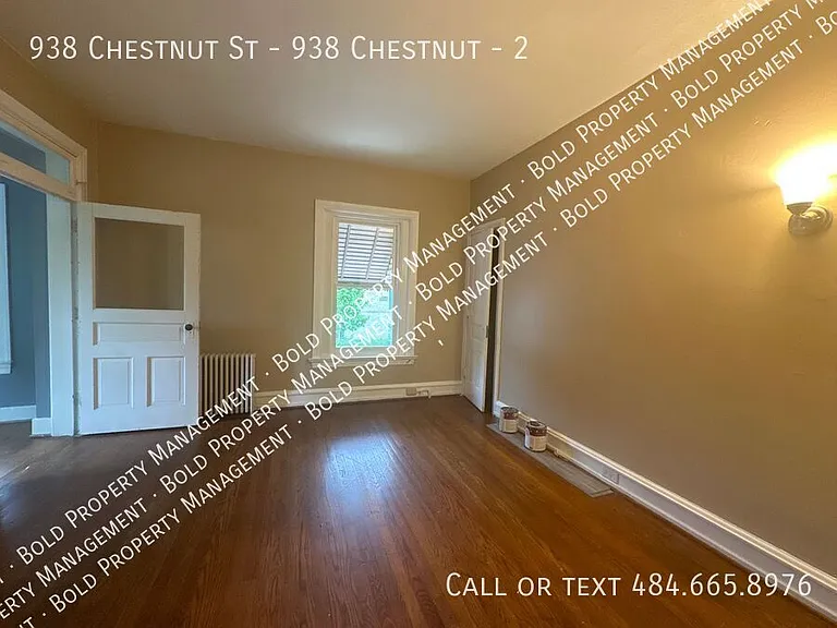 938 Chestnut St #2 — Photo 10