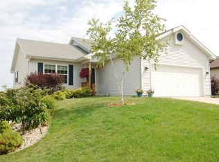 5322 Tree Ridge Trl, Madison, WI 53718