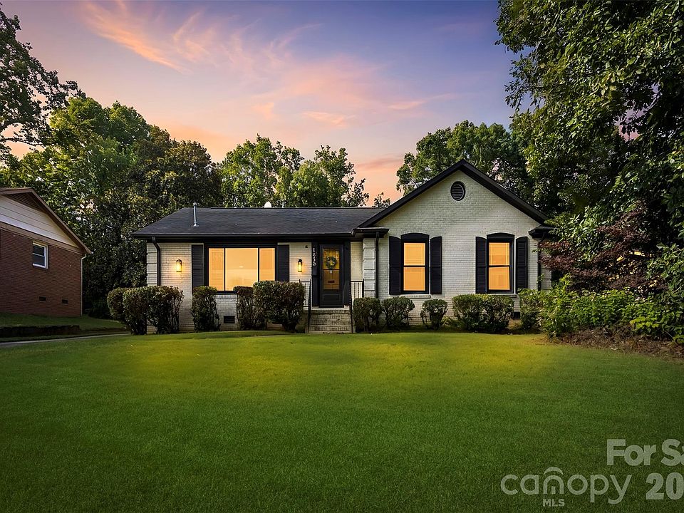 1st image of 1830 Northbrook Dr