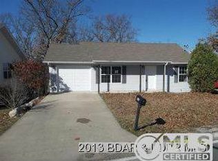 1595 Cherokee Rd, Lake Ozark, MO 65049