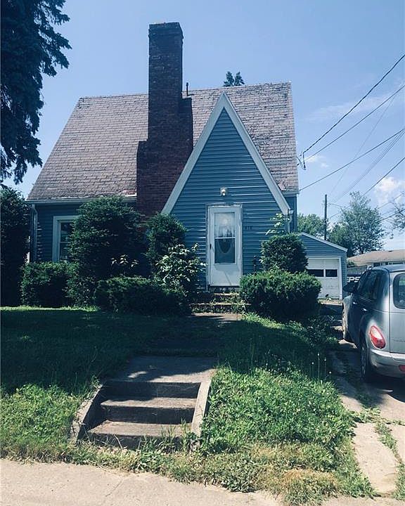 1st image of 418 Baker St