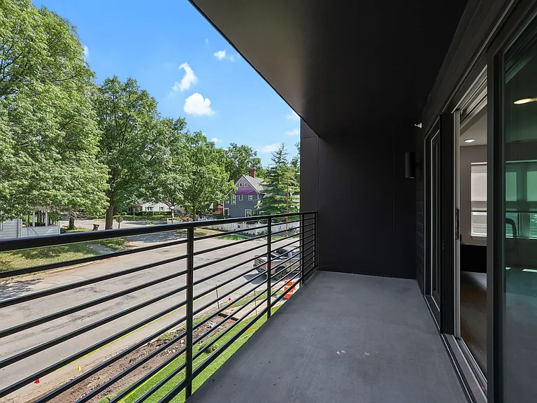 707 Springfield Ave — Photo 5