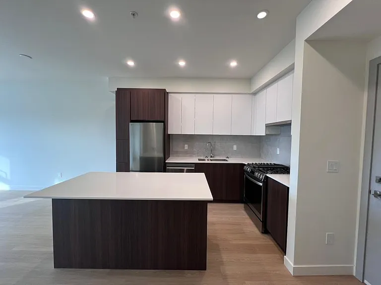 7980 206a St — Photo 11