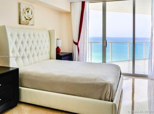 16690 Collins Ave, Sunny Isles Beach, FL 33160