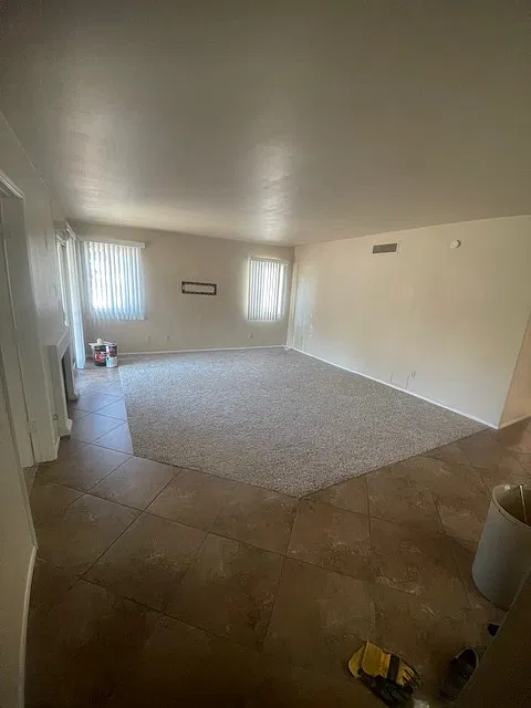 5532 N La Casita Dr
