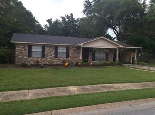 226 Mitchell St, Ocean Springs, MS 39564