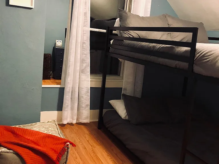 18 School St — Photo 17