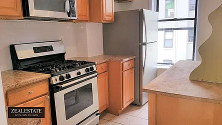 Rented by ZealEstate Group Inc