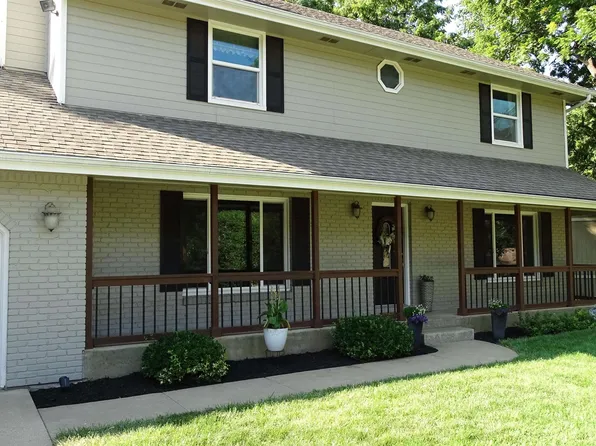 3559 SW Summerwood Rd, Topeka, KS 66614