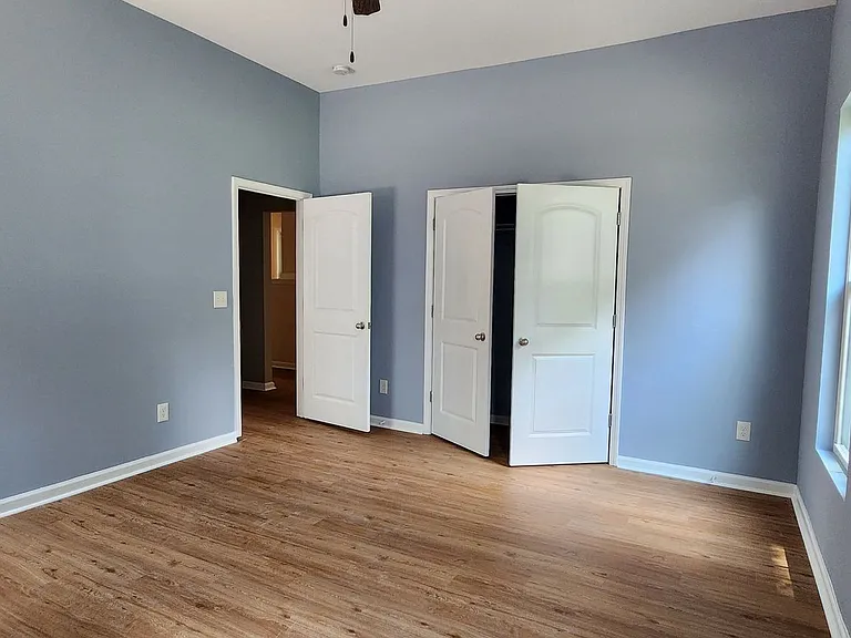 1735 Bolton Rd NW — Photo 18