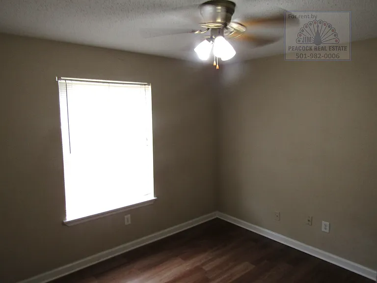 1815 Neely St — Photo 4