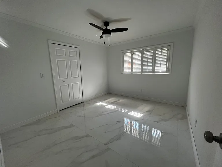 4831 W San Miguel St — Photo 5