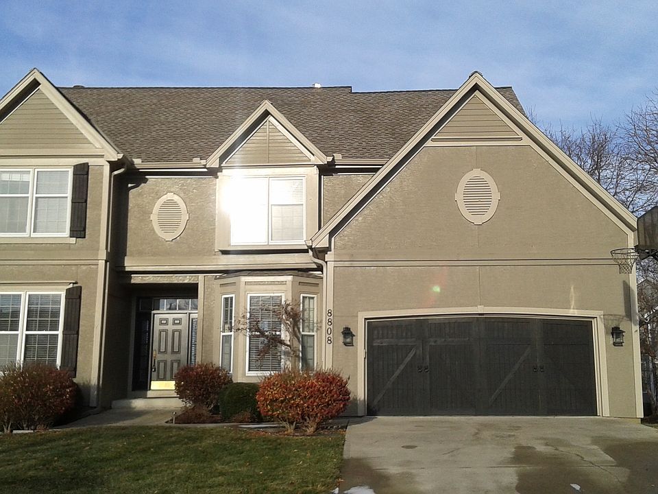 2nd image of 8808 W 148th Ter