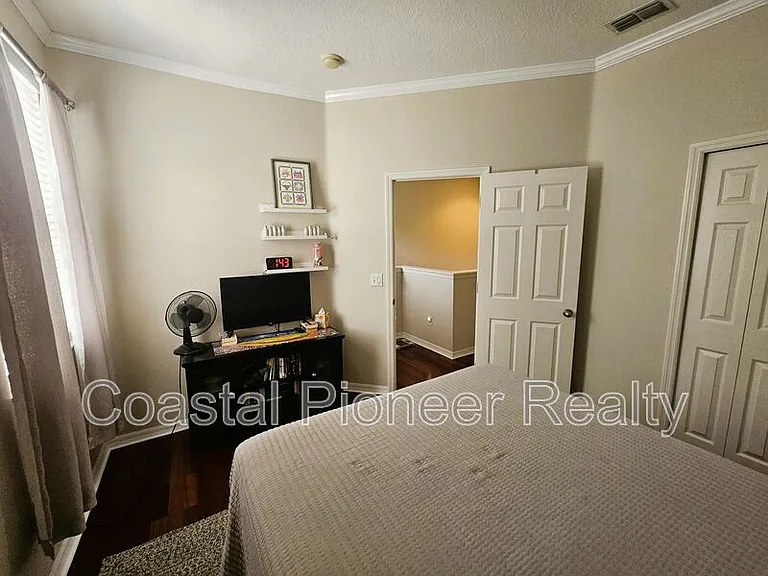 8148 Stone Leaf Ln — Photo 18
