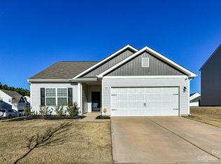 3003 Wynn Way, Charlotte, NC 28215