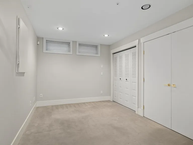 3998 W 32nd Ave — Photo 31