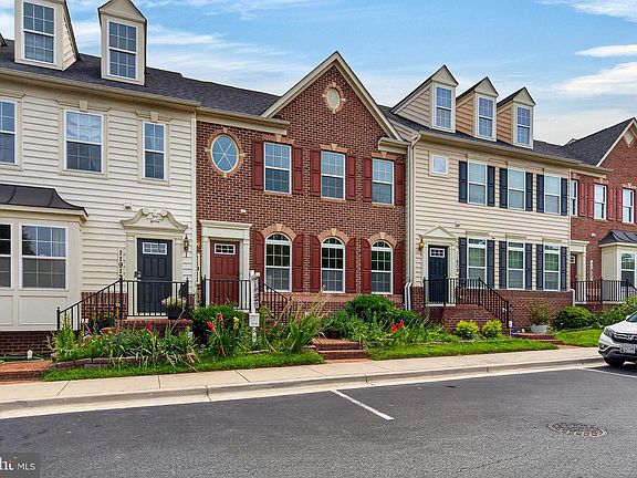 2nd image of 11911 Country Squire Way