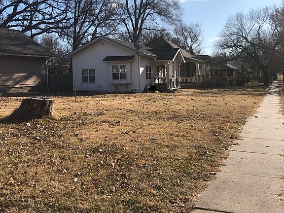 2nd image of 334 N Emporia St