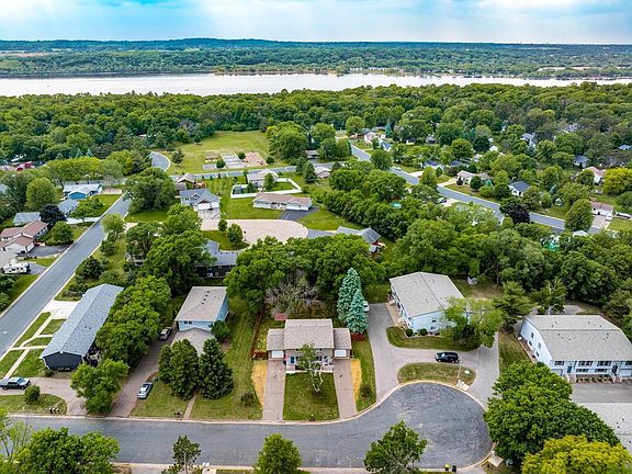 2nd image of 751 Sand Hill Point N