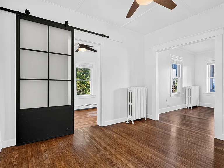 53 Henderson St — Photo 21