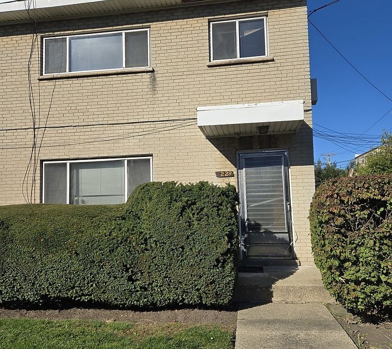 1st image of 7229 N Campbell Ave