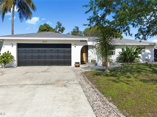 2413 Woodland Cir, Fort Myers, FL 33907