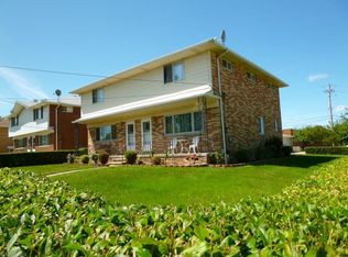 30285 Ridgeview Dr, Wickliffe, OH 44092