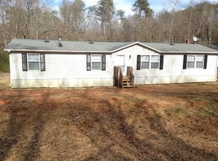 206 Hinds St, Wellford, SC 29385