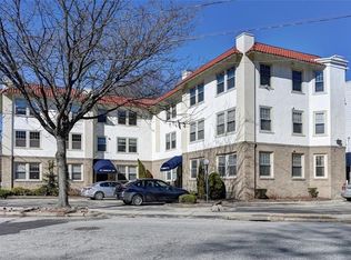 142 Humboldt Ave APT 11, Providence, RI 02906