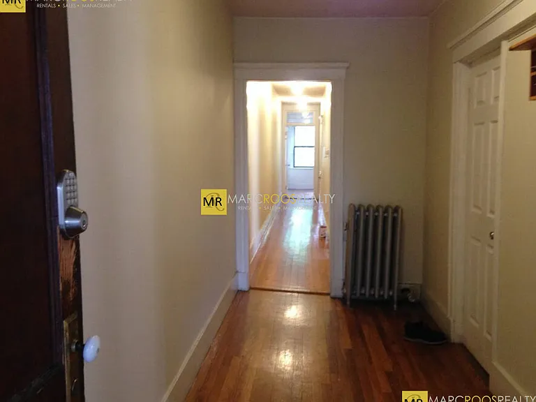 Central St — Photo 2