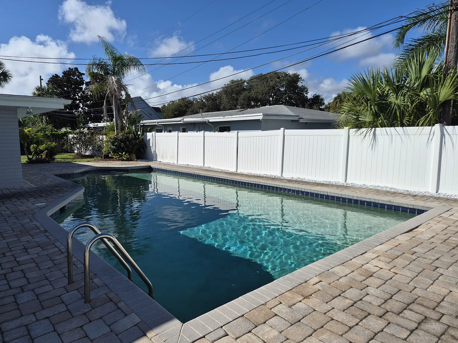 4 bed, 2364 sqft, $3,750 — Photo 3