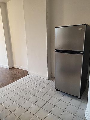 3rd image of 1869 2nd Ave APT 3FS