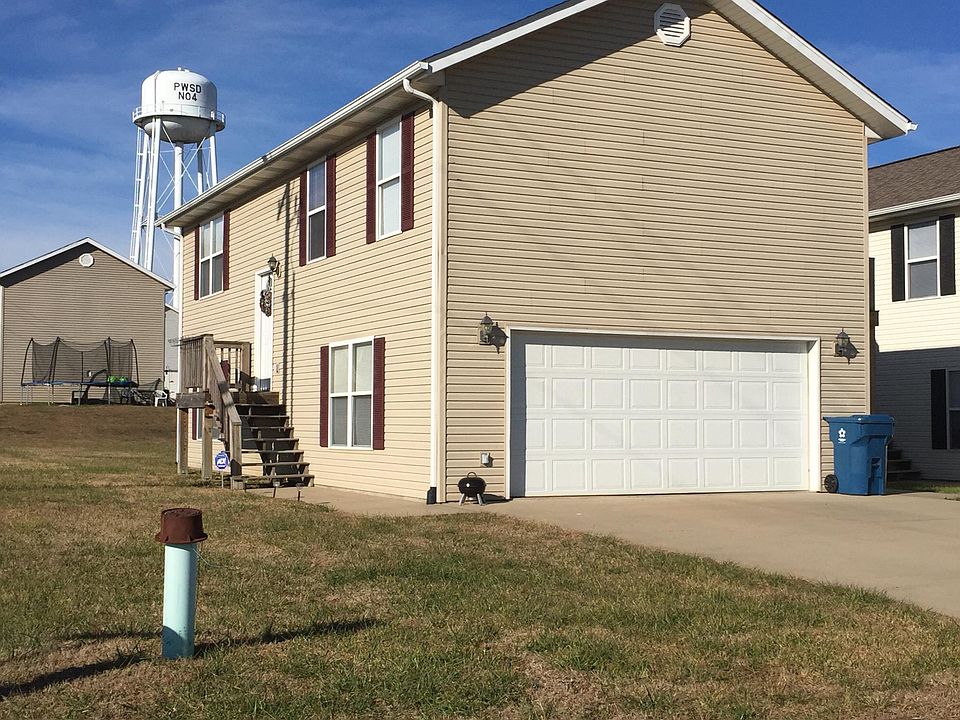 1st image of 111 Weeping Willow Ln