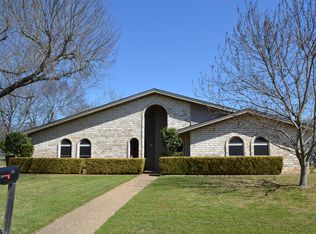 207 Opal St, Hewitt, TX 76643