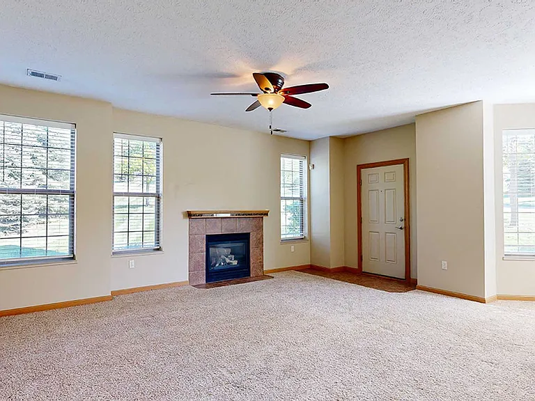 Stone Creek Villas — Photo 126