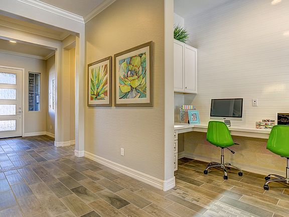 Inviting entryway and HovHub
