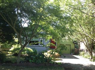 3209 NE 89th St, Seattle, WA 98115