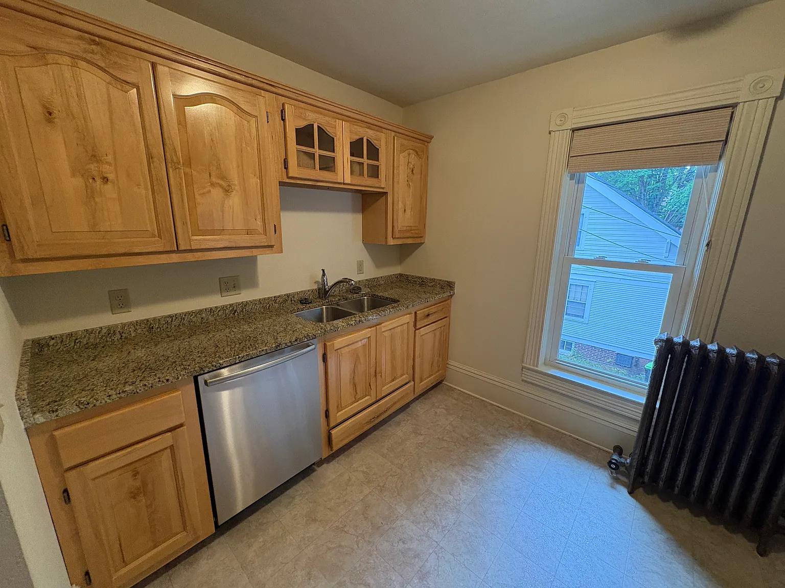 2 bed, $1,125 — Photo 4