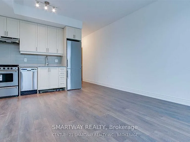 1050 Main St E #321 — Photo 7