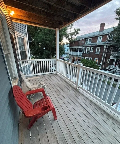 Private Deck