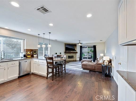 4th image of 20315 Klyne St