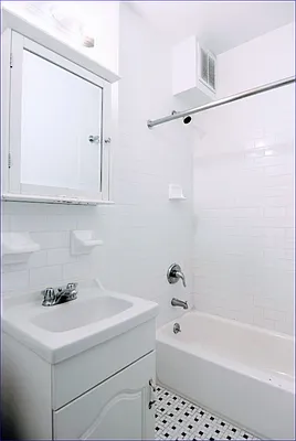 Rented by GPA Realty | media 31