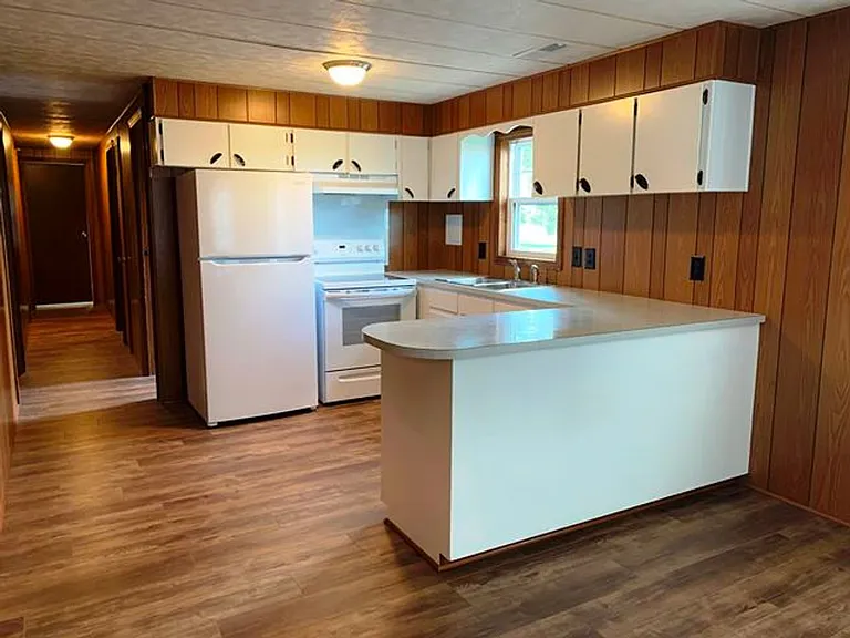 270 N Indiantown Rd — Photo 4