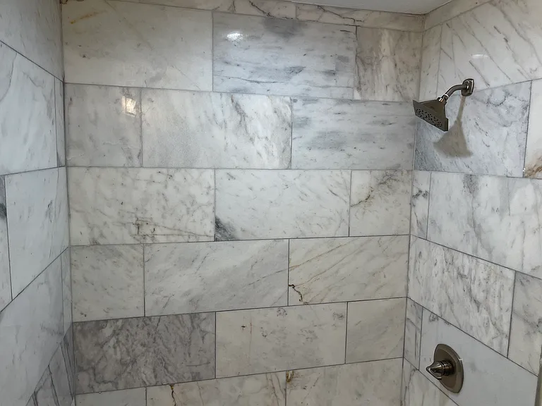 1805 N Manhattan Ave — Photo 11