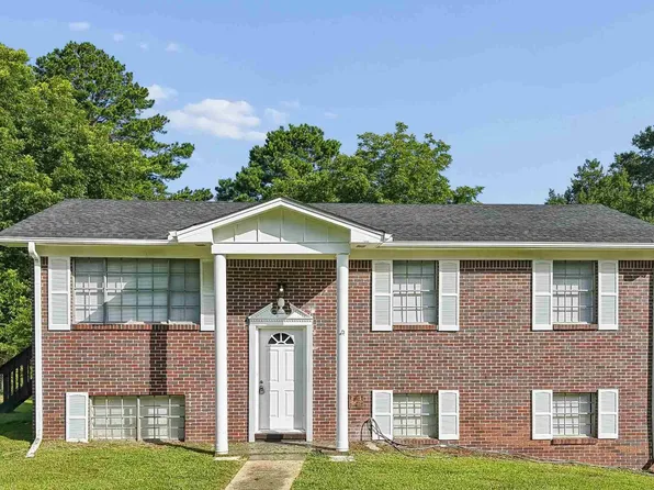 5800 Longview Dr, Adamsville, AL 35005