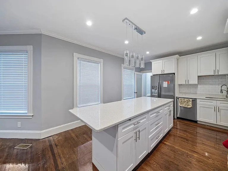 220 Blue Hills Pkwy #1 — Photo 10